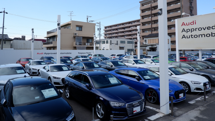 Audi 名古屋西 店舗2